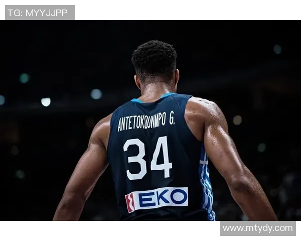 雄鹿内线防守不力字母哥状态低迷遭猛龙逆袭卫冕之路面临严峻考验 雄鹿内线防守不力字母哥状态低迷遭猛龙逆袭卫冕之路面临严峻考验